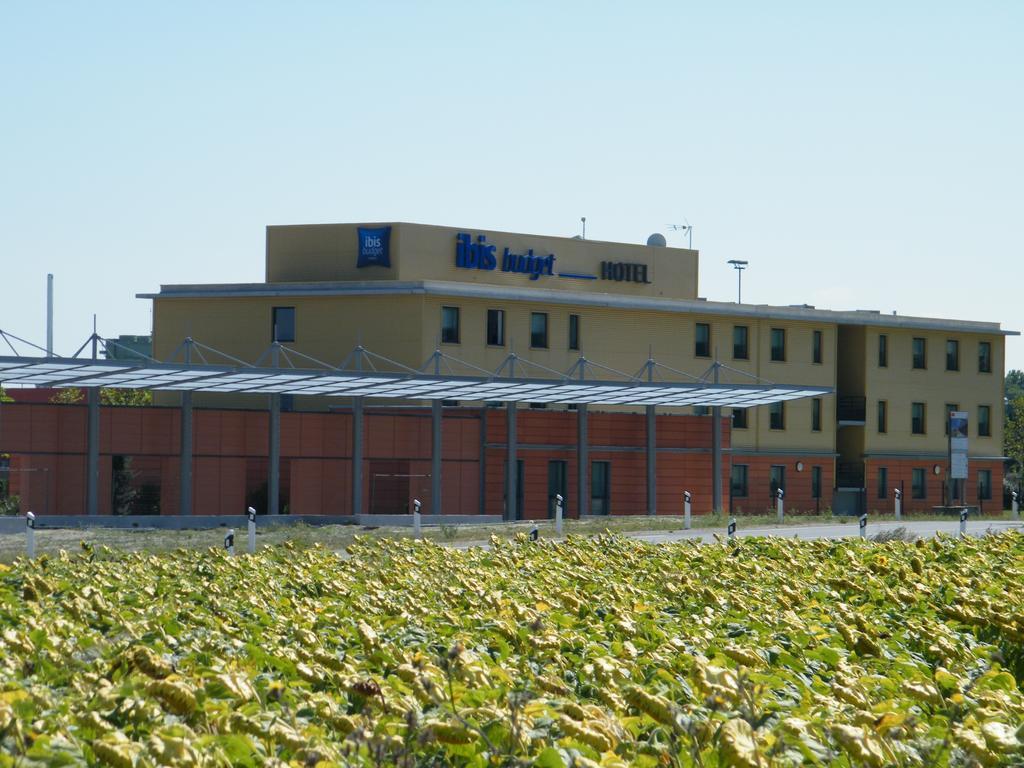 Ibis Budget Castelnaudary - A61 Exteriör bild