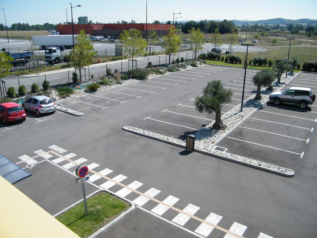 Ibis Budget Castelnaudary - A61 Exteriör bild