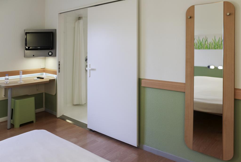 Ibis Budget Castelnaudary - A61 Exteriör bild