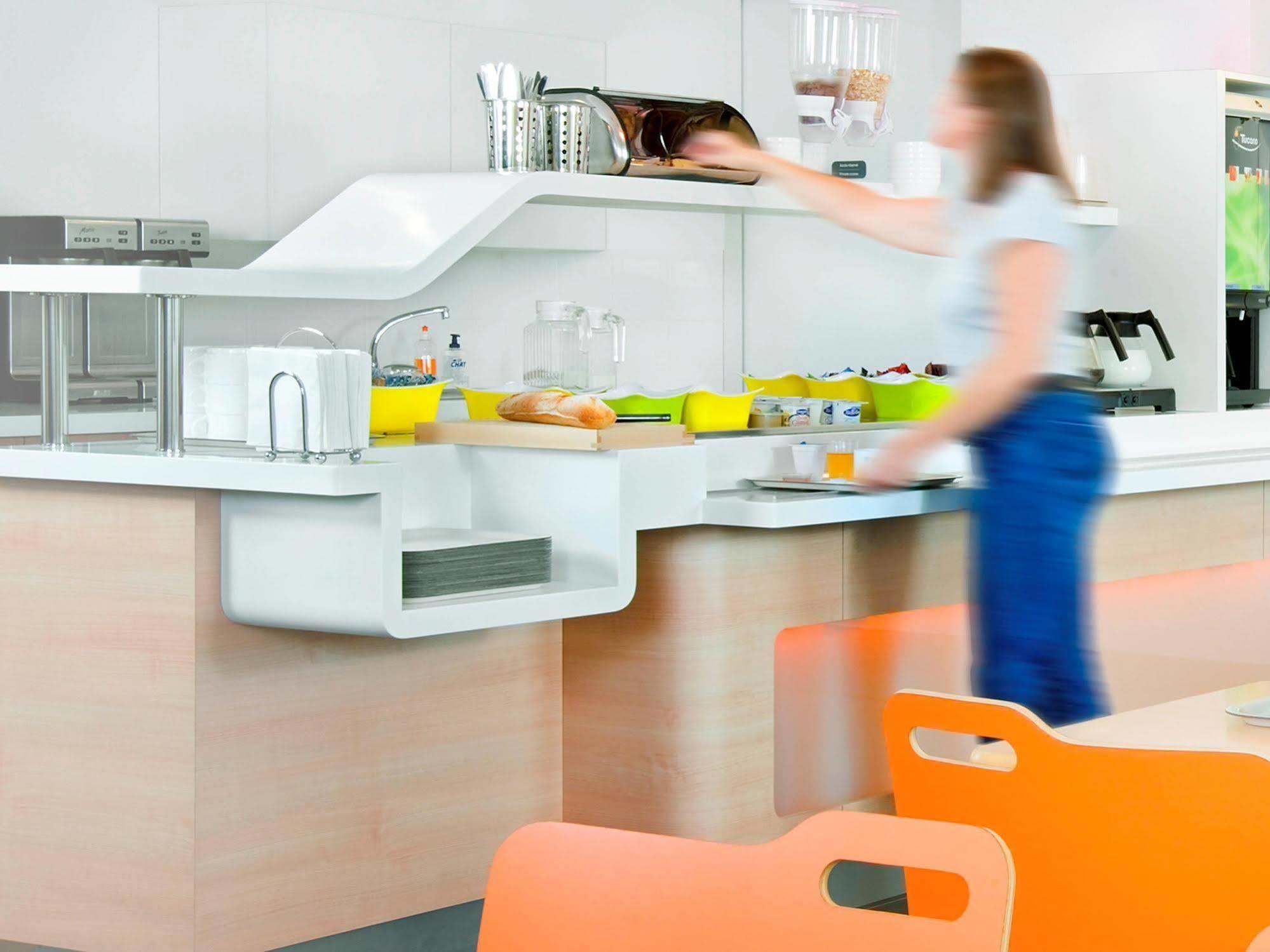 Ibis Budget Castelnaudary - A61 Exteriör bild
